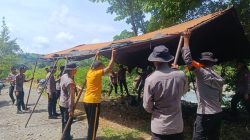 Satbrimob Polda Sulsel Bangun Jembatan Darurat di Desa Nepo Kab. Barru, Wujud Kepedulian untuk Akses Masyarakat