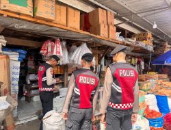 Patroli Kota Sat Samapta Polres Tana Toraja Jaga Keamanan di Pusat Keramaian