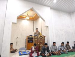 Safari Ramadhan 1447 H, Kapolres Tana Toraja Sampaikan Tausiah Tarawih di Masjid Nurul Yaqin Padangiring