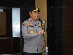 Kapolda Sulsel Pimpin Apel Bersama Dirangkaikan Halal Bihalal dalam Rangka Memperkuat Soliditas Personel